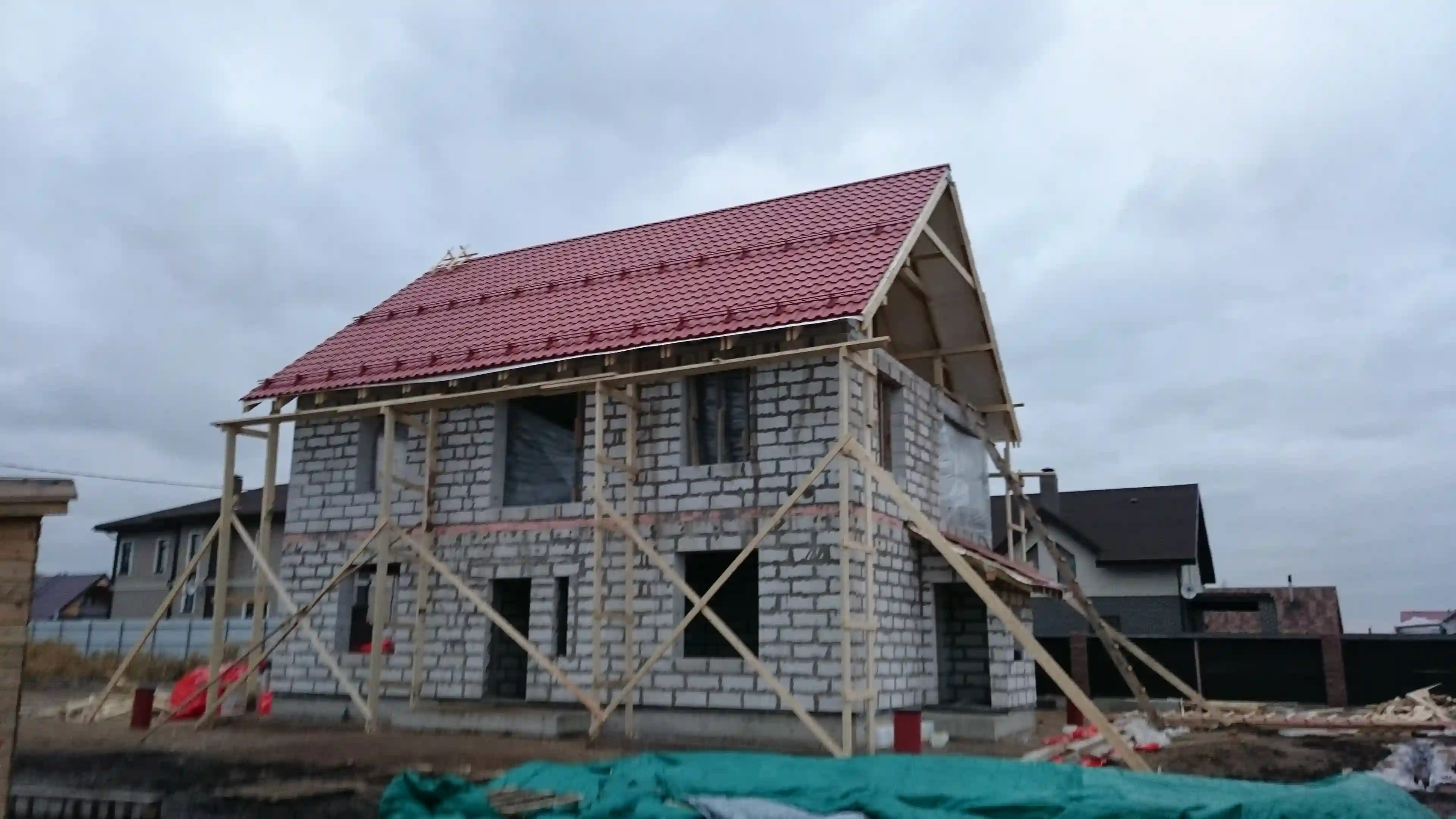Первая коробка дома из газобетона — начало стройки